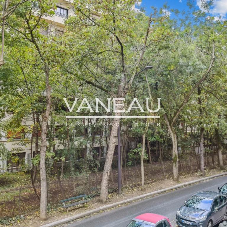 PARIS XVI - JARDINS DU RANELAGH - COULÉE VERTE