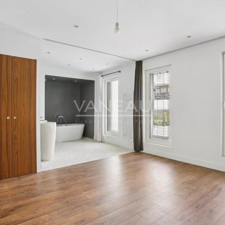Vente Maison Architecte (275m²) Paris 15e avec ascenseur et rooftop (60m²)