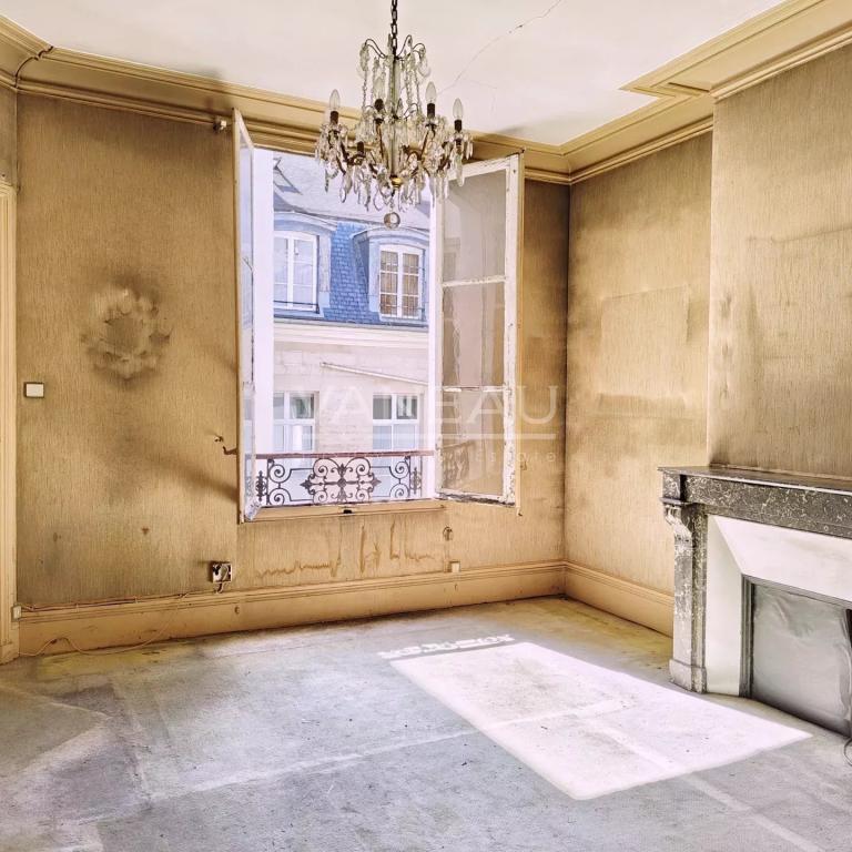 Paris IVe - Vieille du Temple - Trois pièces ensoleillé ascenseur