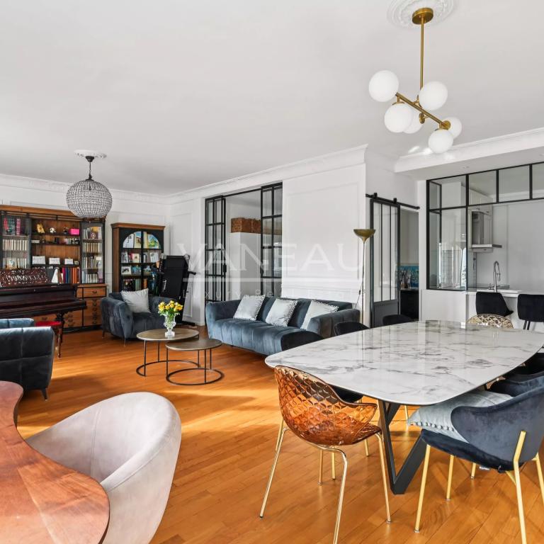 PARIS XVIe - Auteuil -  Appartement familial et de réception avec vue.