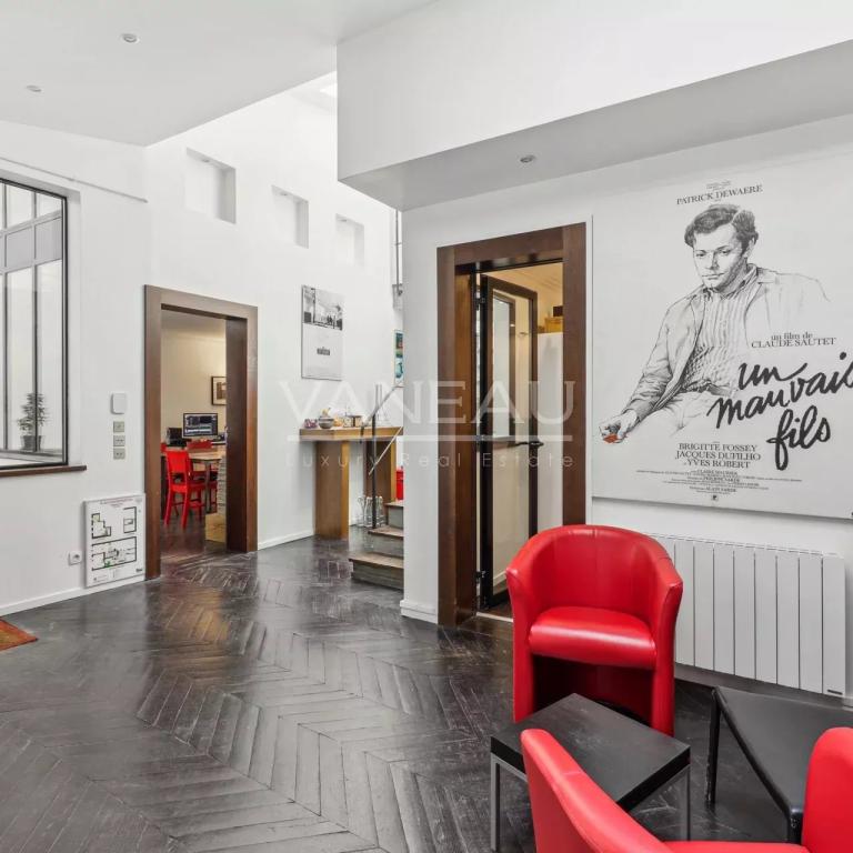 PARIS XVI - Ranelagh La Muette - Maison Loft de 5 pièces avec terrasse privative