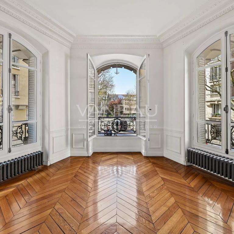 PARIS XVIe - EGLISE D'AUTEUIL - BEL APPARTEMENT FAMILIAL - 4 à 5 CHAMBRES