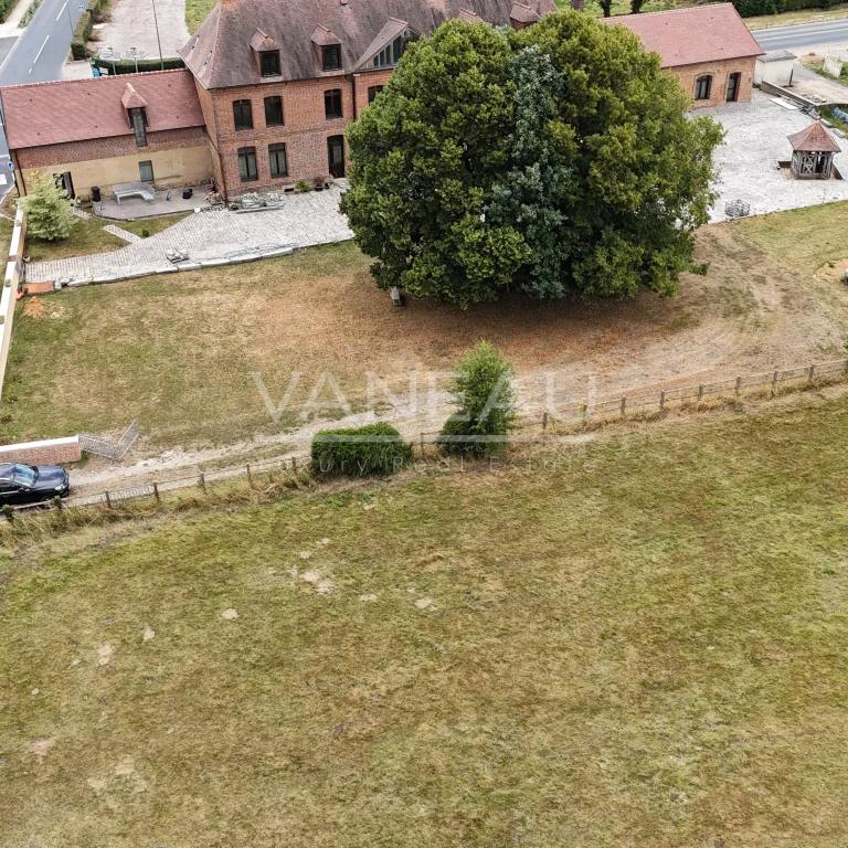 Ancien Relais de Poste 18ème de 700 m² (habitation et événementiel) - A proximité de Rouen -