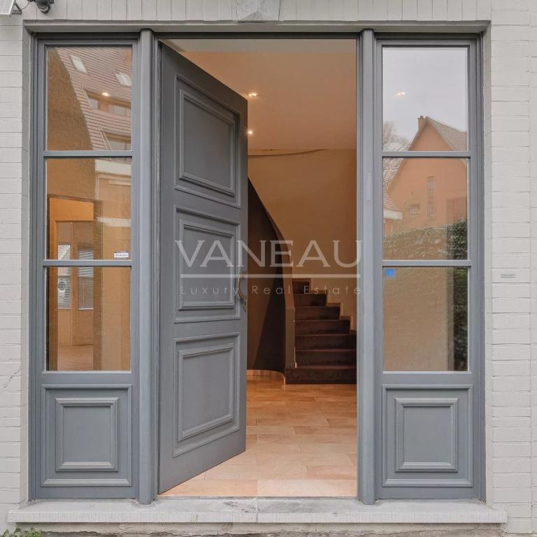 Parc Brugmann - Villa de ± 450 m² bruts avec jardin & garage