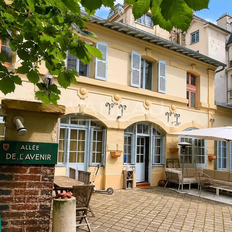 Maison exceptionnelle avec 320 m2 de jardin - confidentiel -