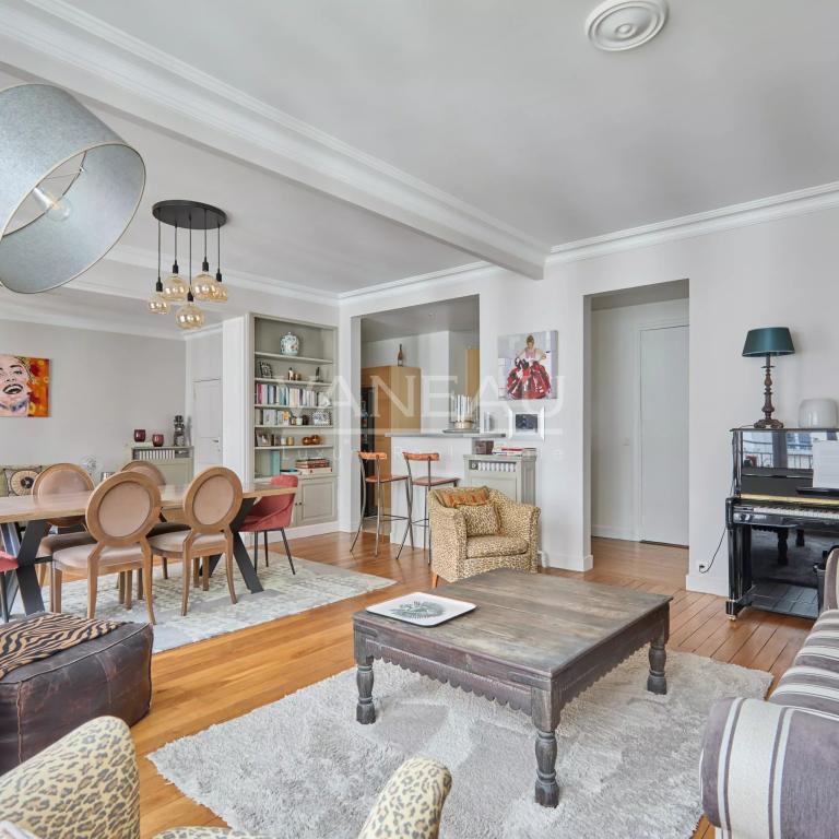 Paris XVIe - Sainte Perrine - Bel appartement familial - Trois ou quatre chambres en étage élevé - Sectorisation J.B Say