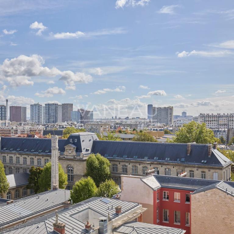 Paris XVIe - Village d'Auteuil - Exceptionnel appartement au dernier étage - Terrasse et toit terrasse avec vues panoramiques.
