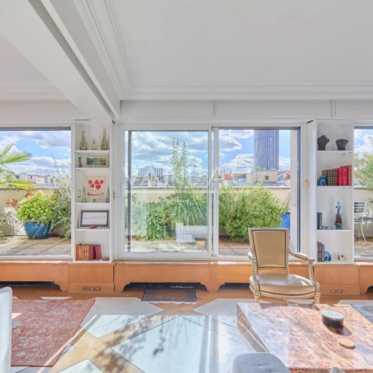 PARIS VIe — VAVIN — TERRASSE ET VUES DÉGAGÉES