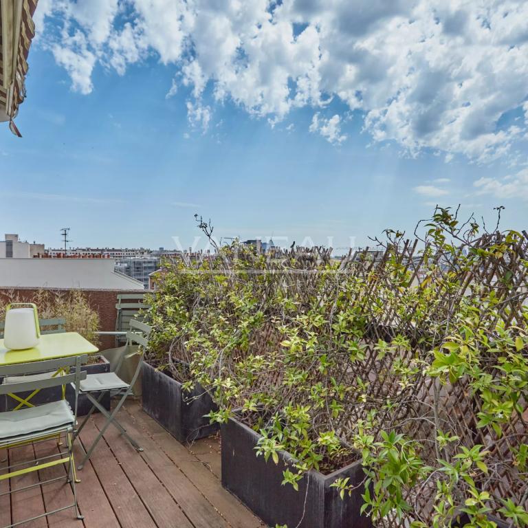 Dernier étage 4 pièces traversant terrasse plein sud