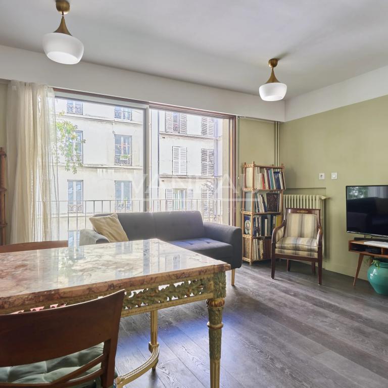 Paris V – Rue Claude Bernard – Studio avec Balcon