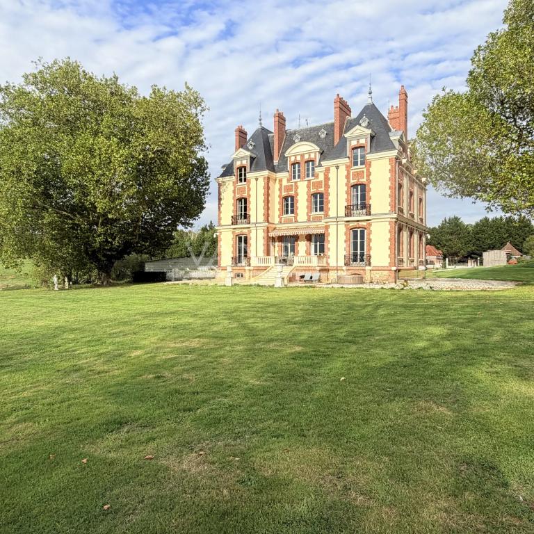 Propriété équestre de 7,8 ha avec château, Pays d'Auge