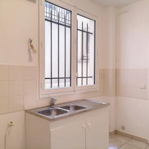 Paris VIIIe - Triangle d'or - Appartement en rez-de-chaussée ent