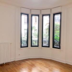 Paris VIIIe - Triangle d'or - Appartement en rez-de-chaussée ent