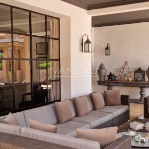 *** Villa route d'Amizmiz 1200m² ***