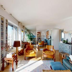 Paris XIXème - Bel appartement de cinq pièces - Vue dégagée - Ca