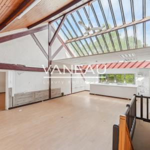 Paris XVIe - Trocadéro - Immeuble de résidence hôtelière.