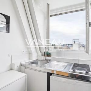 PARIS XVIe - Trocadéro Mairie du XVIème - Studette en parfait ét