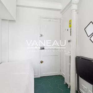 PARIS XVIe - Trocadéro Mairie du XVIème - Studette en parfait ét