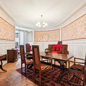 Paris XVIe / PASSY /Appartement familial