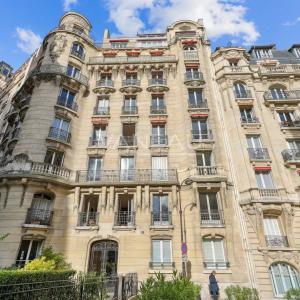 Paris XVIe / PASSY /Appartement familial