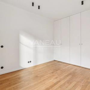 Paris VIIe - RUE SAINT DOMINIQUE