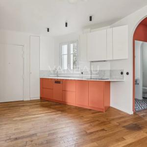 Paris VIIe - RUE SAINT DOMINIQUE