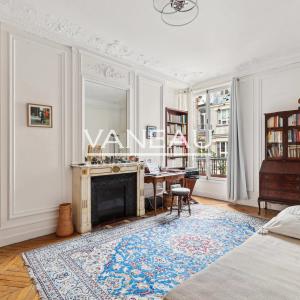 PARIS VIIe - Duroc - appartement familial - Quatre chambres- bal
