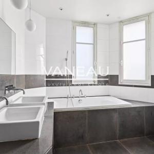 PARIS - XVIe - Beau duplex familial avec une vue imprenables sur