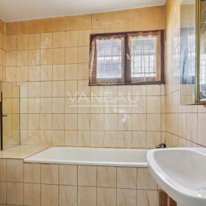 Paris Xe - Duplex atypique avec devanture boutique comme 'une pe