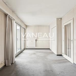 Paris XVIIIe - Studio sur jardin avec cave et parking  -