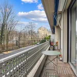 Paris XVIe - Montmorency - Appartement familial