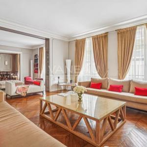 PARIS XVIe - TROCADERO - Appartement  familial et de réception