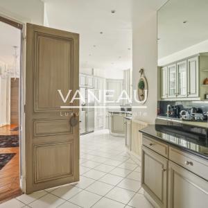 PARIS XVIe - TROCADERO - Appartement  familial et de réception