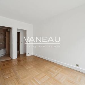 Paris XVIe - Victor Hugo - Bel appartement familial  en étage él