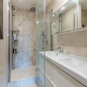 Exclusivité - Bel appartement familial en excellent état avec te