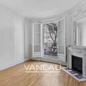 Corvisart/Tolbiac - Charmant trois pièces avec balcons
