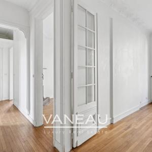 Corvisart/Tolbiac - Charmant trois pièces avec balcons