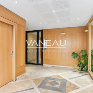 PARIS XIIème - Studio immeuble moderne