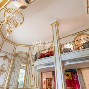 Paris XVIe - OCDE - Superbe duplex familial et de réception avec