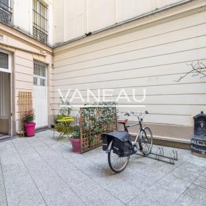 Haussmannien en étage avec ascenseur
