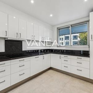 Appartement refait à neuf - 5 pièces - 3 chambres - 4e étage - l