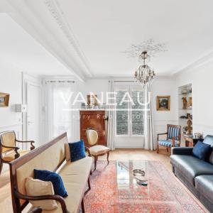 Paris XVIe - Village d'Auteuil - Appartement rénové en étage éle
