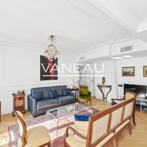 Paris XVIe - Village d'Auteuil - Appartement rénové en étage éle
