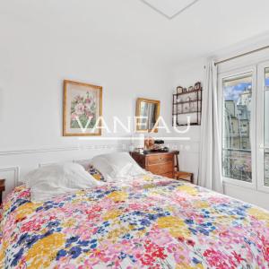 Paris XVIe - Village d'Auteuil - Appartement rénové en étage éle