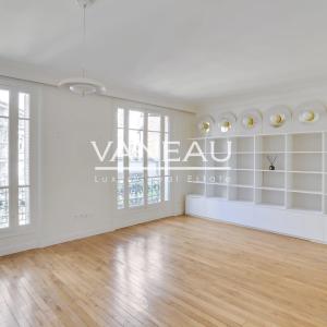 Paris XVIe - Auteuil Jasmin - Appartement rénové au calme en éta