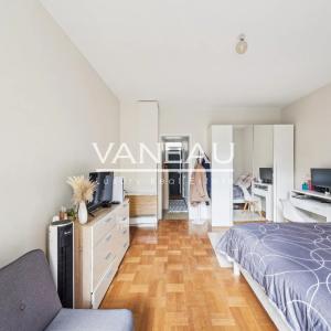 BOULOGNE - Porte de Saint Cloud  -  Grand studio - idéal investi
