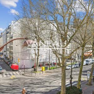 Neuilly - Mairie - Rue de L'Église