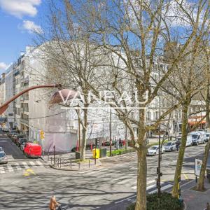 Neuilly - Mairie - Rue de L'Église