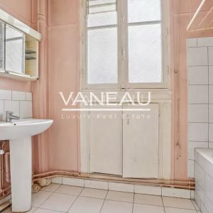 Paris VIIe - RUE SAINT DOMINIQUE - Élégant appartement avec vue 