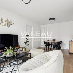 Neuilly - Villiers / Saussaye - trois pièces en parfait état ave